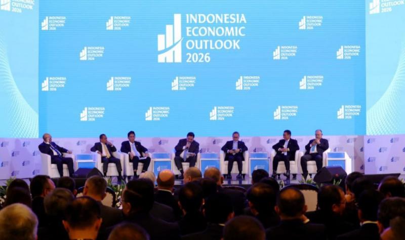 BB PUSTAKA: Mentan Amran Sulaiman mengatakan, dalam satu tahun terakhir, pemerintah menerbitkan 13 Peraturan Presiden [Perpres] di sektor pertanian dan mencabut sekitar 500 regulasi internal yang dinilai menghambat percepatan program strategis pertanian.