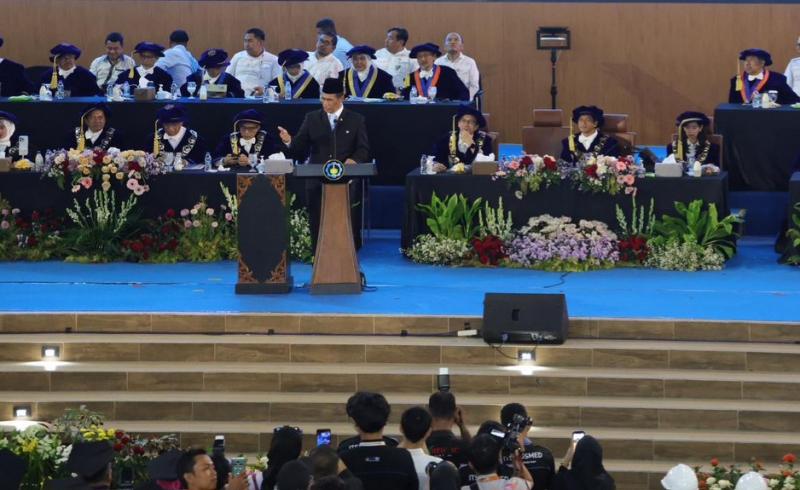 BBPP BATANGKALUKU: Mentan Amran Sulaiman menyoroti peran penting perguruan tinggi dalam menghasilkan inovasi yang aplikatif dan berdampak langsung bagi masyarakat. ITS diapresiasi mampu menjawab kebutuhan teknologi nasional secara cepat dan tepat. 