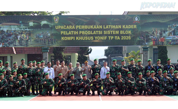 BBPP LEMBANG: Kepala BBPP Lembang, Ajat Jatnika diwakili  Kabag Umum, Yullyndra Tisna Diputri [hijab] pada pembukaan kegiatan `Latihan Kader Pelatih Proglatsi Sistem Blok Kompi Khusus` yang diikuti 51 prajurit Yonif TP dari berbagai wilayah, untuk mendapatkan materi Good Agricultural Practices (GAP), teknik budidaya, pascapanen dan pengolahan hasil pertanian.