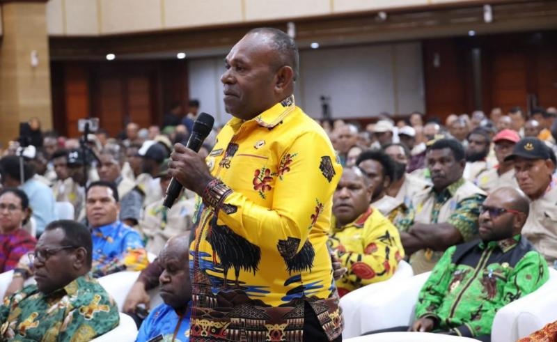 BBPP BATANGKALUKU: Sejumlah kepala daerah hingga kepala dinas pertanian menyampaikan aspirasinya pada Mentan Amran Sulaiman pada Rapat Konsolidasi (Rakon) Pembangunan Pertanian Wilayah Papua 2026, dengan komitmen berupa dukungan anggaran pertanian sebesar Rp5 triliun bagi Papua.