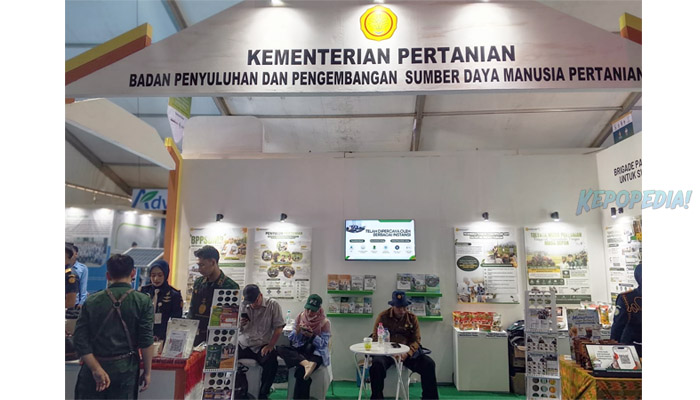 SMK PPN SEMBAWA: Kepala SMK PPN Sembawa, Budi Santoso mengatakan dari Penas XVII Di Gorontalo, peserta didik mendapatkan pengalaman berharga untuk memperluas wawasan, membangun jejaring dan meningkatkan kepercayaan diri dalam mempromosikan produk hasil inovasi mereka kepada masyarakat.