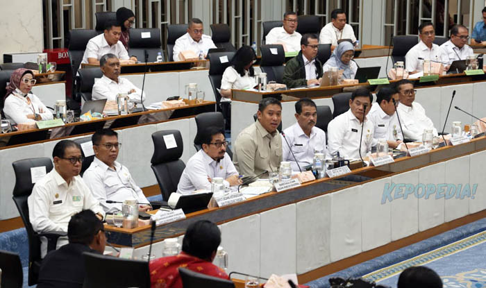 BBPP BATANGKALUKU: Wamentan Sudaryono pada Rapat Kerja dengan Komisi IV DPR mengatakan Predikat WTP bukan sekadar capaian administrasi, juga bukti bahwa tata kelola keuangan Kementan semakin baik. Anggaran yang dikelola benar memberikan manfaat bagi petani, meningkatkan produksi pangan, memperkuat ketahanan pangan, dan mendukung tercapainya swasembada pangan.