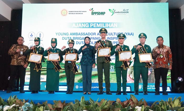 POLBANGTAN BOGOR: Direktur Polbangtan Bogor, Yoyon Haryanto mengatakan prestasi yang diraih mahasiswa menjadi bukti bahwa pendidikan vokasi pertanian mampu mencetak generasi muda yang tidak hanya unggul dalam kompetensi akademik, juga memiliki daya saing dan kepemimpinan. 