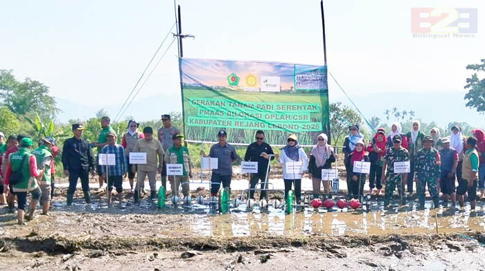 BBPKH CINAGARA: Tenaga Ahli Mentan, Hendri Sosiawan [tengah] didampingi Kepala BBPKH Cinagara, Inneke Kusumawaty [kemeja putih] melaksanakan Gertam PM-AAS bersama petani, penyuluh, unsur TNI dan jajaran pemerintah daerah pada lahan Oplah dan CSR dari KWT Teratai, Desa Air Bening, Kecamatan Bermani Ulu di Kabupaten Rejang Lebong, Bengkulu.