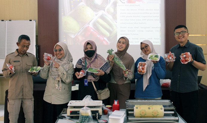 BBPP LEMBANG: Kepala BBPP Lembang, Ahmad Dedy Syathori  mengatakan selama kegiatan magang, peserta memperoleh teori dan praktik dari widyaiswara BBPP Lembang tentang budidaya tanaman sayuran dalam polybag, perbanyakan tanaman hias, pascapanen sayuran, budidaya tanaman memanfaatkan teknologi hidroponik, dan pengolahan hasil pertanian.