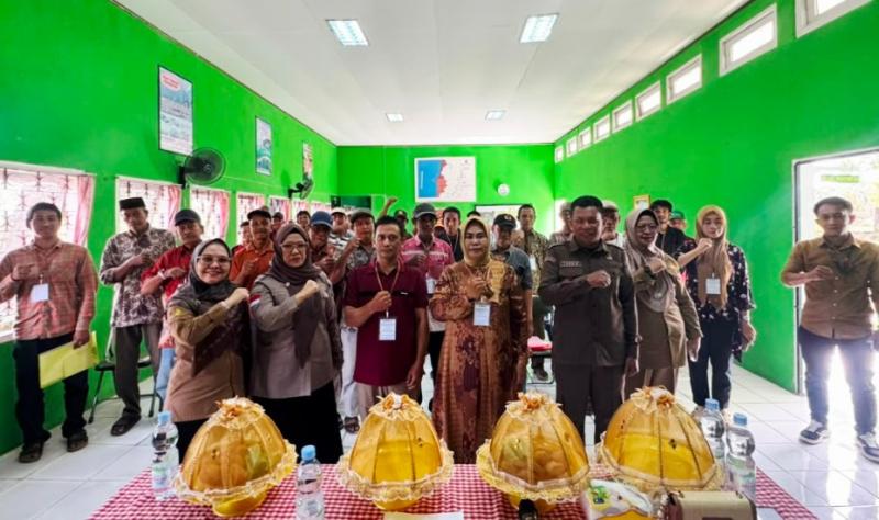 BBPP BATANGKALUKU: Kepala BBPP Batangkaluku, Jamaluddin Al Afgani mengatakan selain pemahaman teoritis, peserta juga diarahkan untuk memiliki keterampilan menerapkan teknologi dan teknik budidaya yang sesuai kondisi wilayah. Pelatihan diharapkan meningkatkan kompetensi peserta mengembangkan budidaya padi lebih efektif, efisien dan terukur berorientasi peningkatan hasil. 